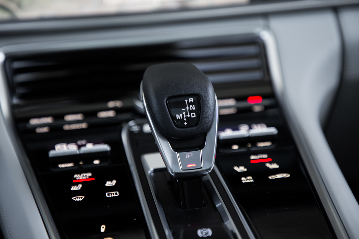 how to drive a manual dual clutch transmission